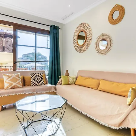Apto Frente Al Mar Con Piscina Apartment *